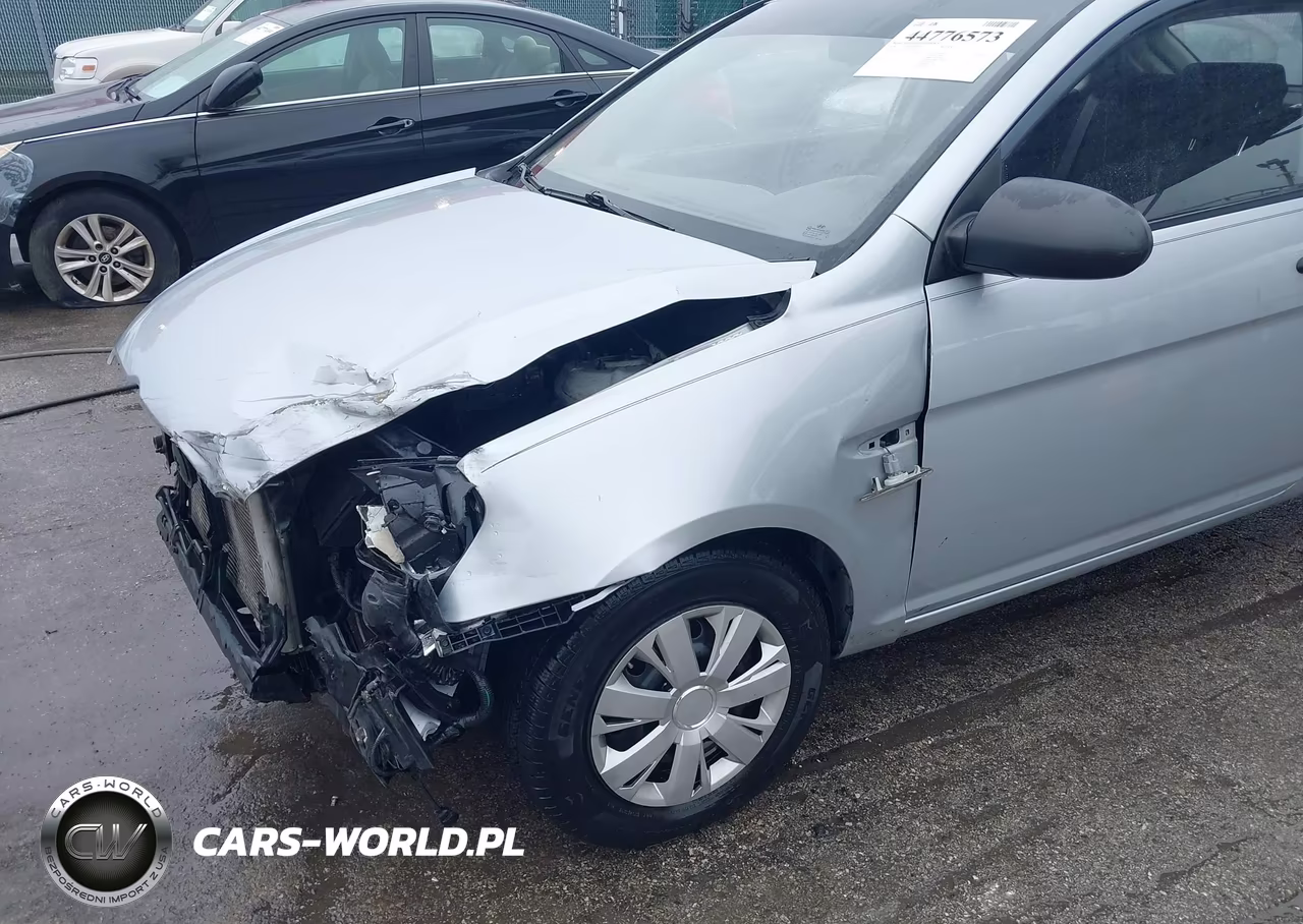 2008 Hyundai Accent Gs VIN:KMHCM36CX8U058766 - 6