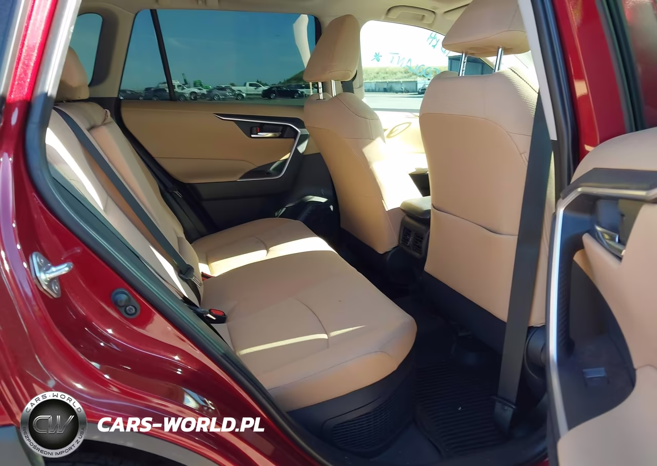 2025 Toyota Rav4 Hybrid Xle VIN:JTMRWRFV7SD317542 - 8