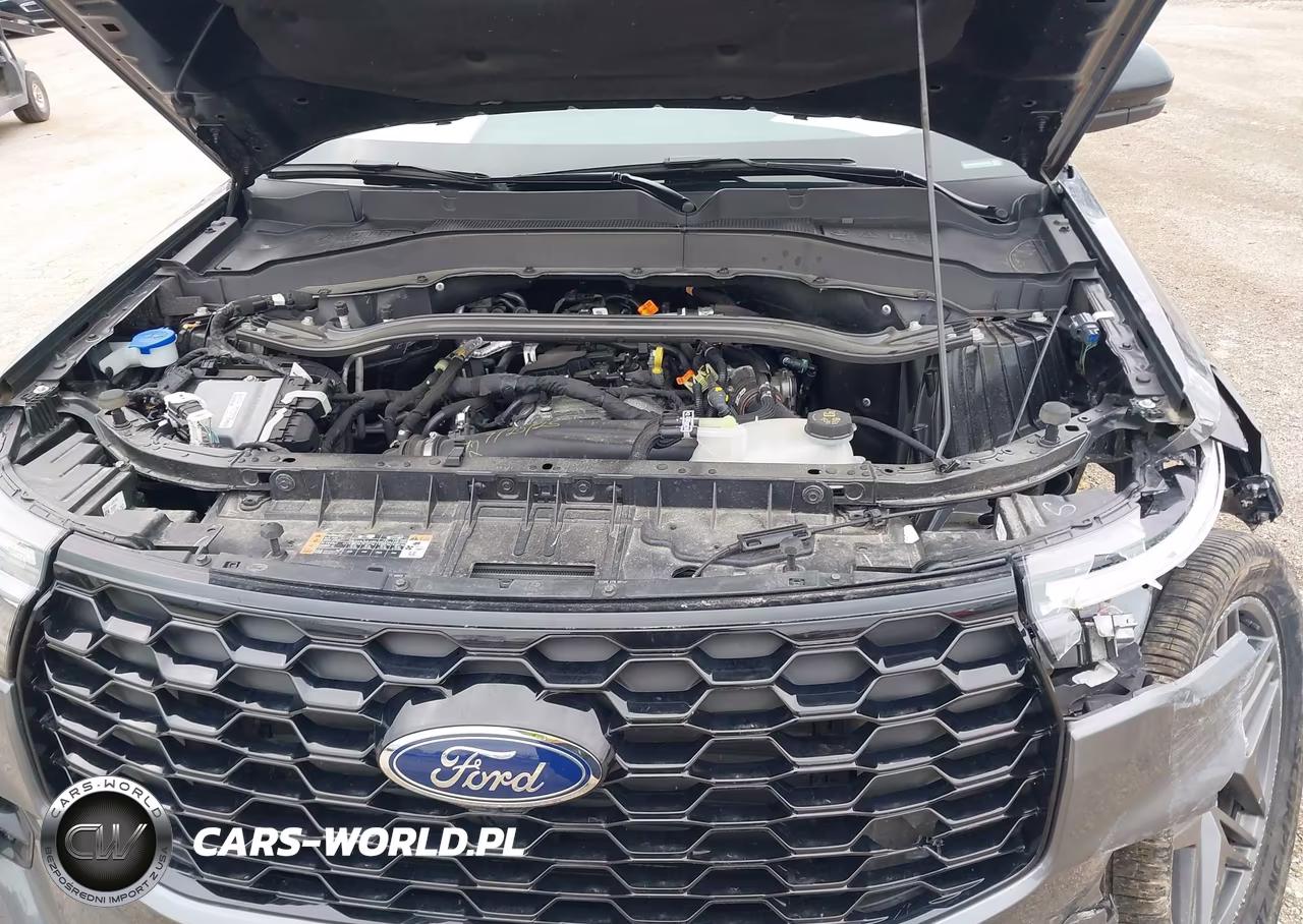2025 Ford Explorer St-Line VIN:1FMUK8KH7SGC50385 - 10
