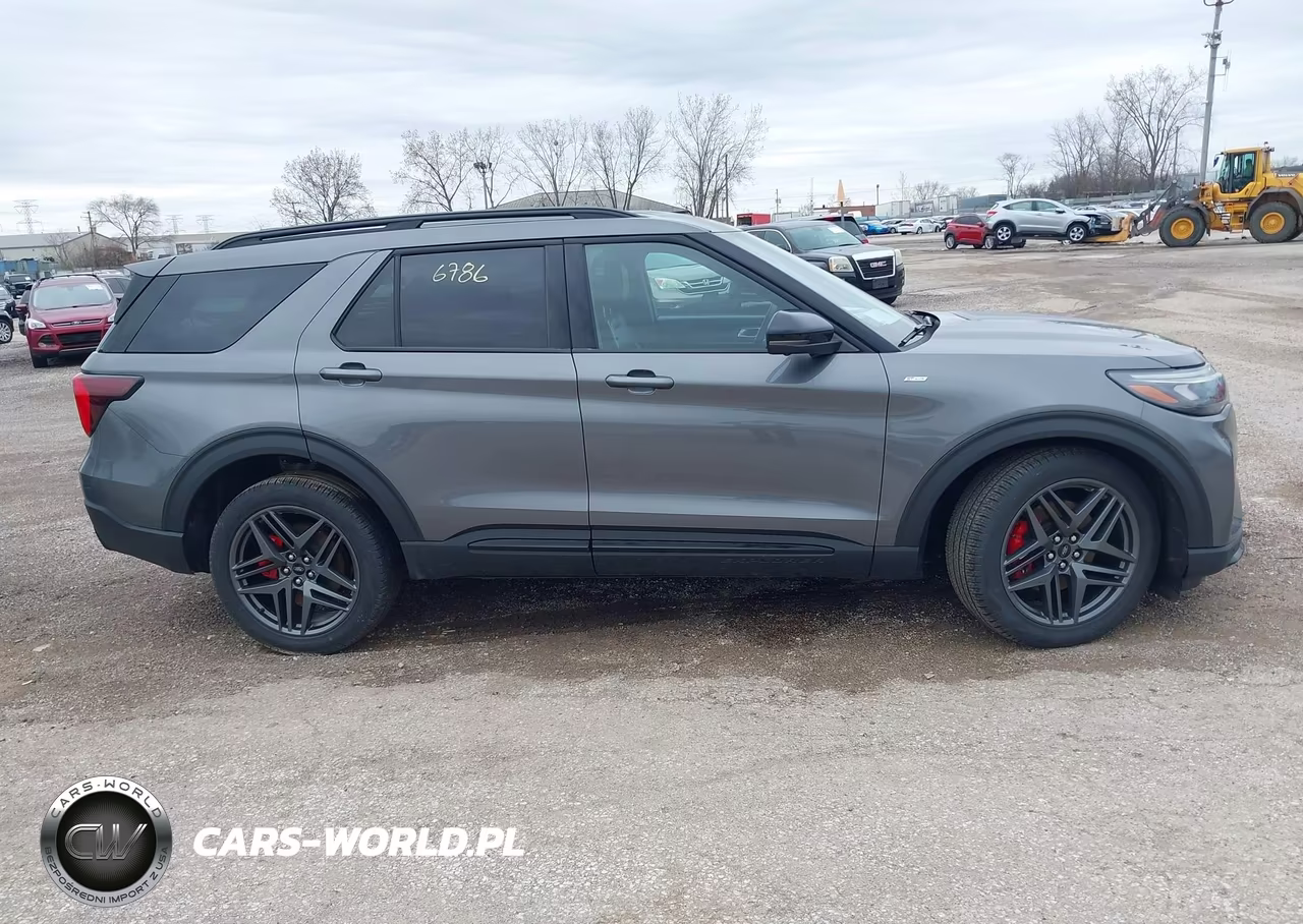 2025 Ford Explorer St-Line VIN:1FMUK8KH7SGC50385 - 13