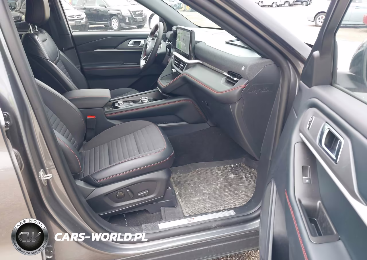 2025 Ford Explorer St-Line VIN:1FMUK8KH7SGC50385 - 5
