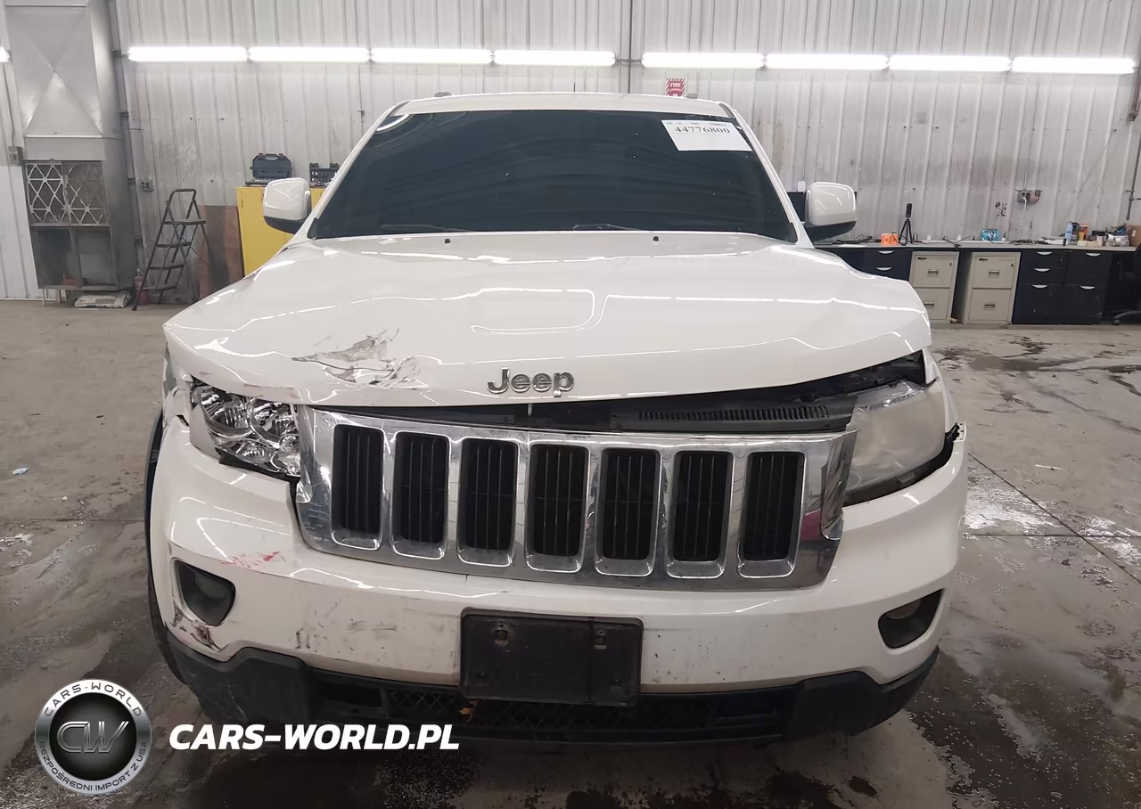 2011 Jeep Grand Cherokee Laredo VIN:1J4RR4GG5BC735303 - 13