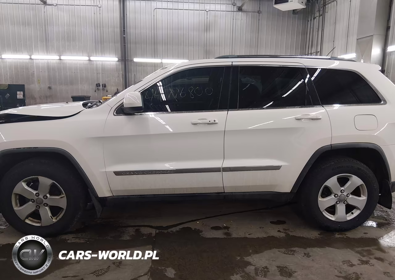 2011 Jeep Grand Cherokee Laredo VIN:1J4RR4GG5BC735303 - 15
