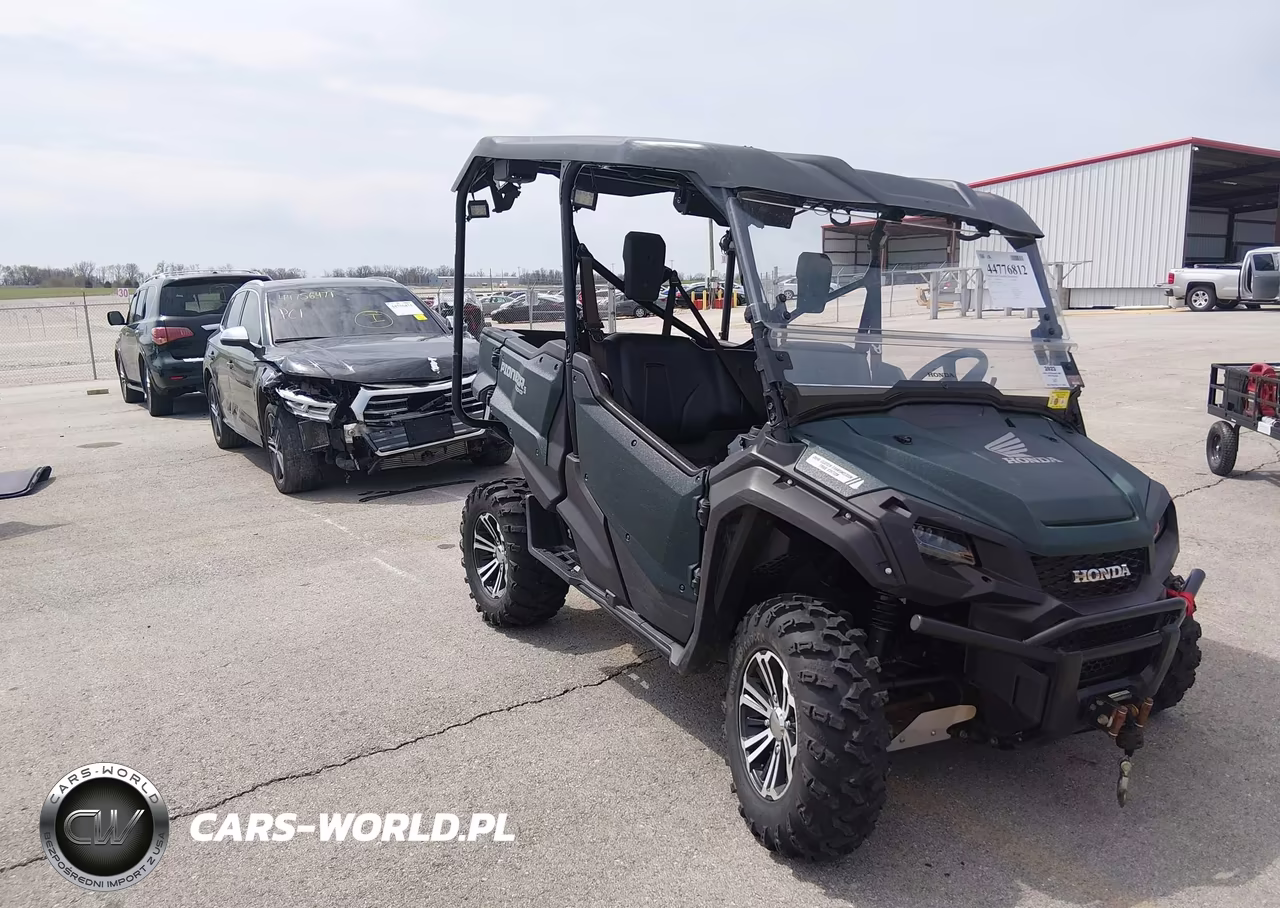 2016 Honda Sxs1000 M5