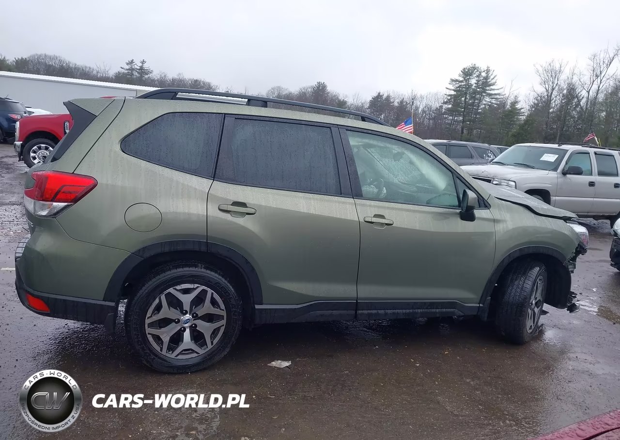 2021 Subaru Forester Premium VIN:JF2SKAJC6MH511898 - 14