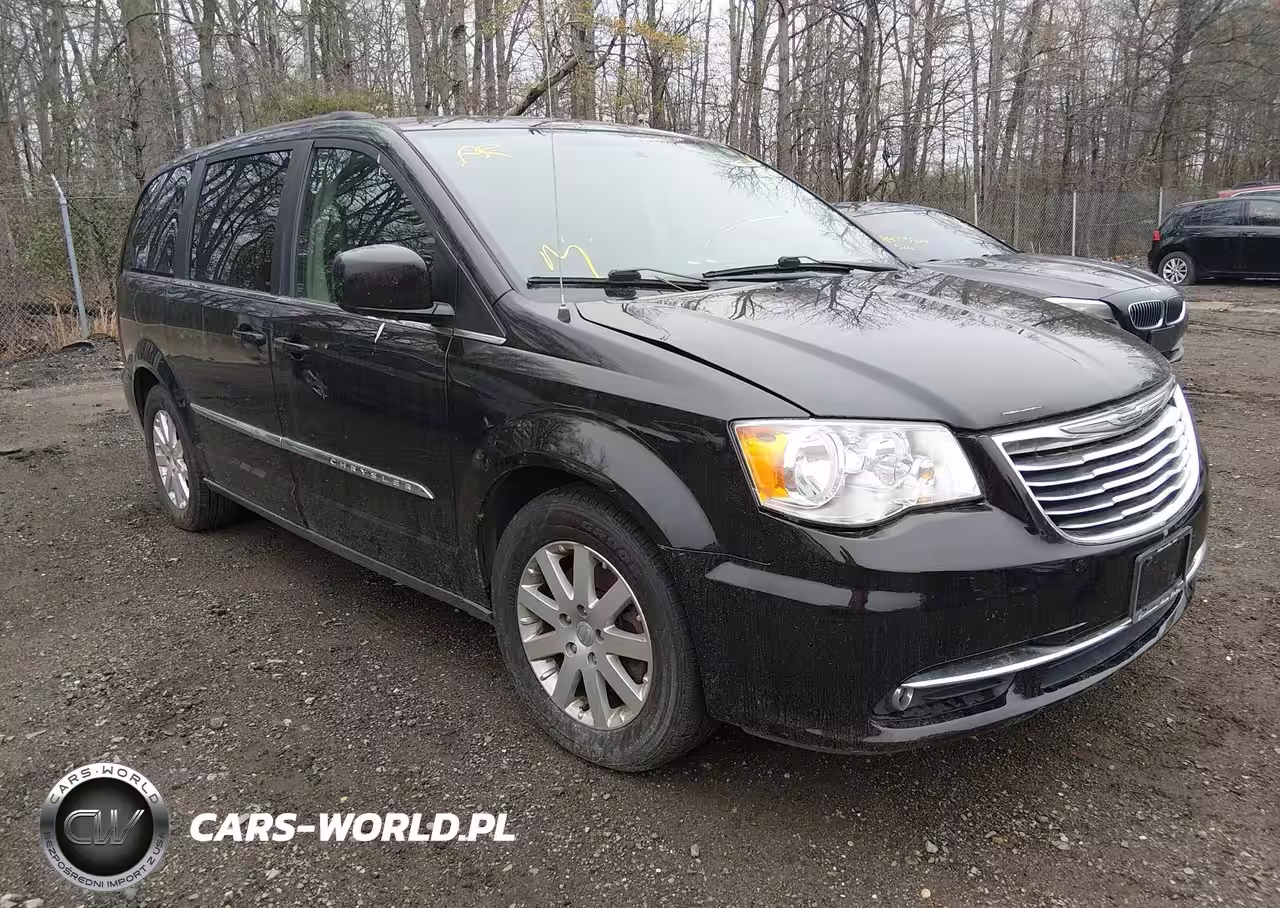 2016 Chrysler Town & Country Touring