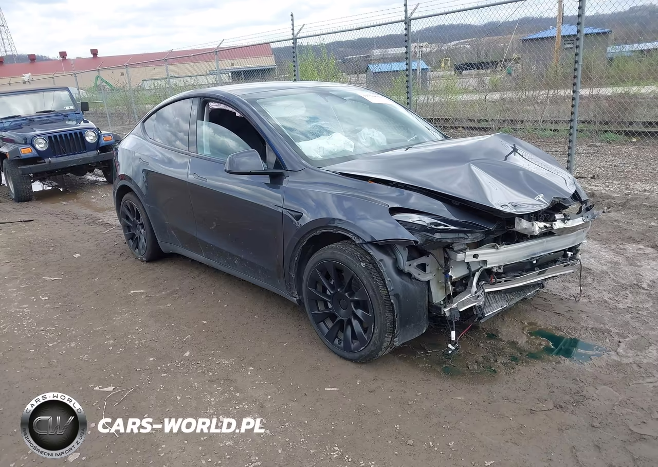 2025 Tesla Model Y Long Range Dual Motor All-Wheel Drive – zdjęcie 1 z 16