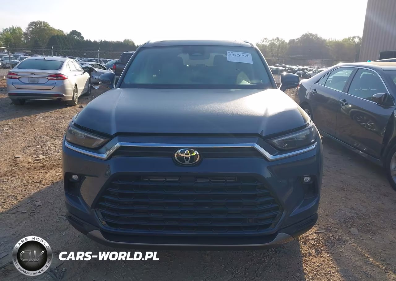 2026 Toyota Grand Highlander Hybrid Limited VIN:5TDACAB57TS081834 - 12