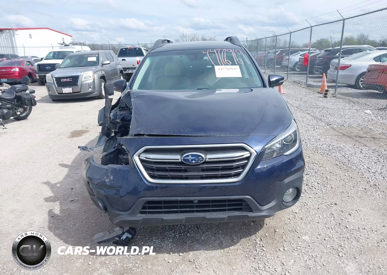 2018 Subaru Outback 2.5I Premium VIN:4S4BSAFC7J3210469 - 12