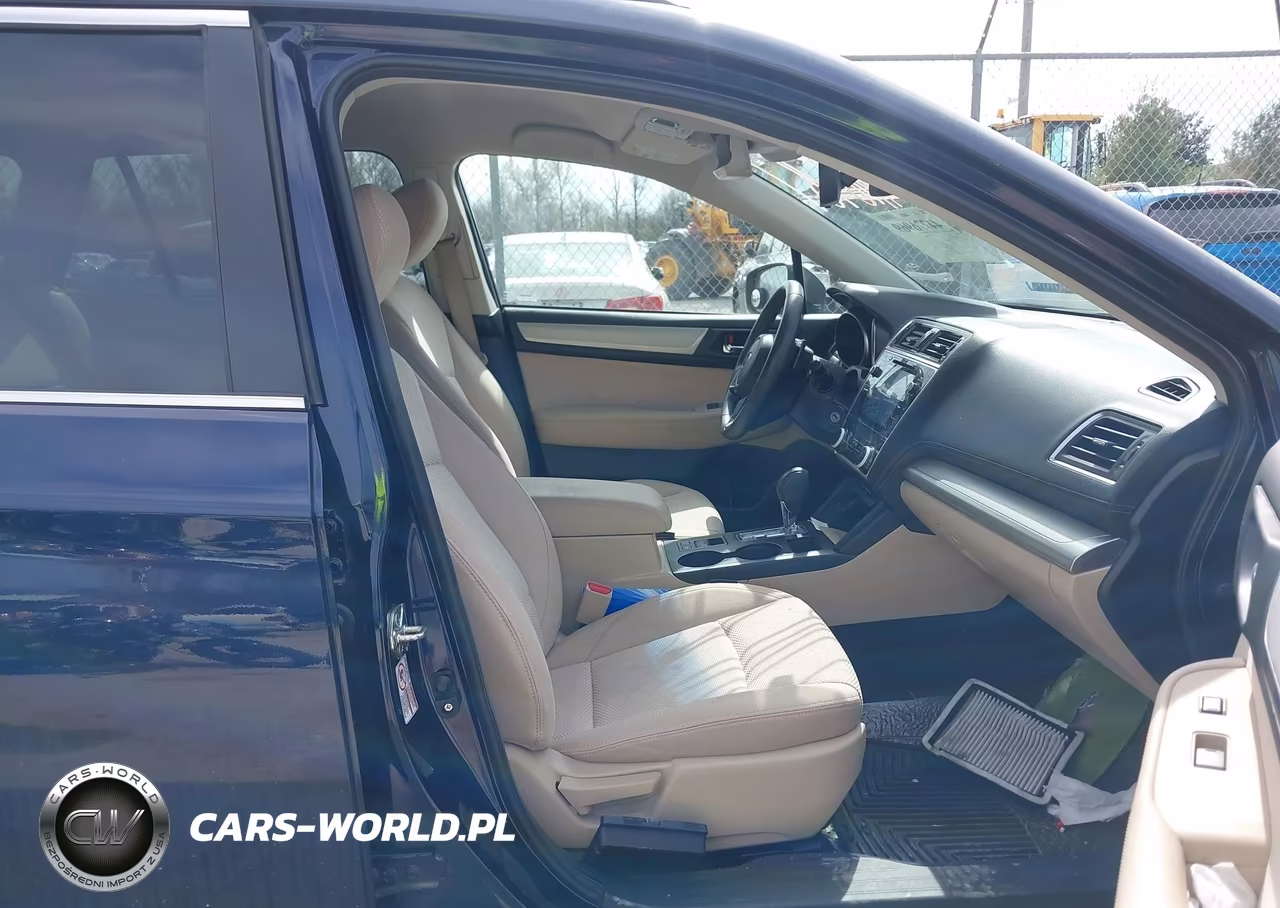 2018 Subaru Outback 2.5I Premium VIN:4S4BSAFC7J3210469 - 5