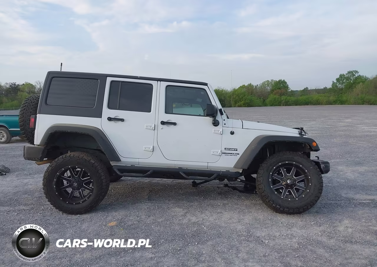 2017 Jeep Wrangler Unlimited Sport VIN:1C4BJWDG6HL597763 - 14