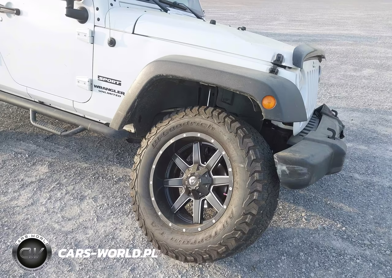 2017 Jeep Wrangler Unlimited Sport VIN:1C4BJWDG6HL597763 - 18