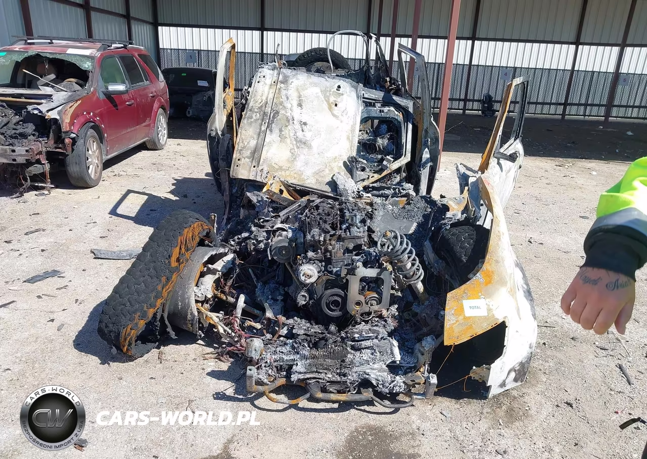 2022 Land Rover Defender 110 Standard VIN:SALEK7RX5N2098729 - 6