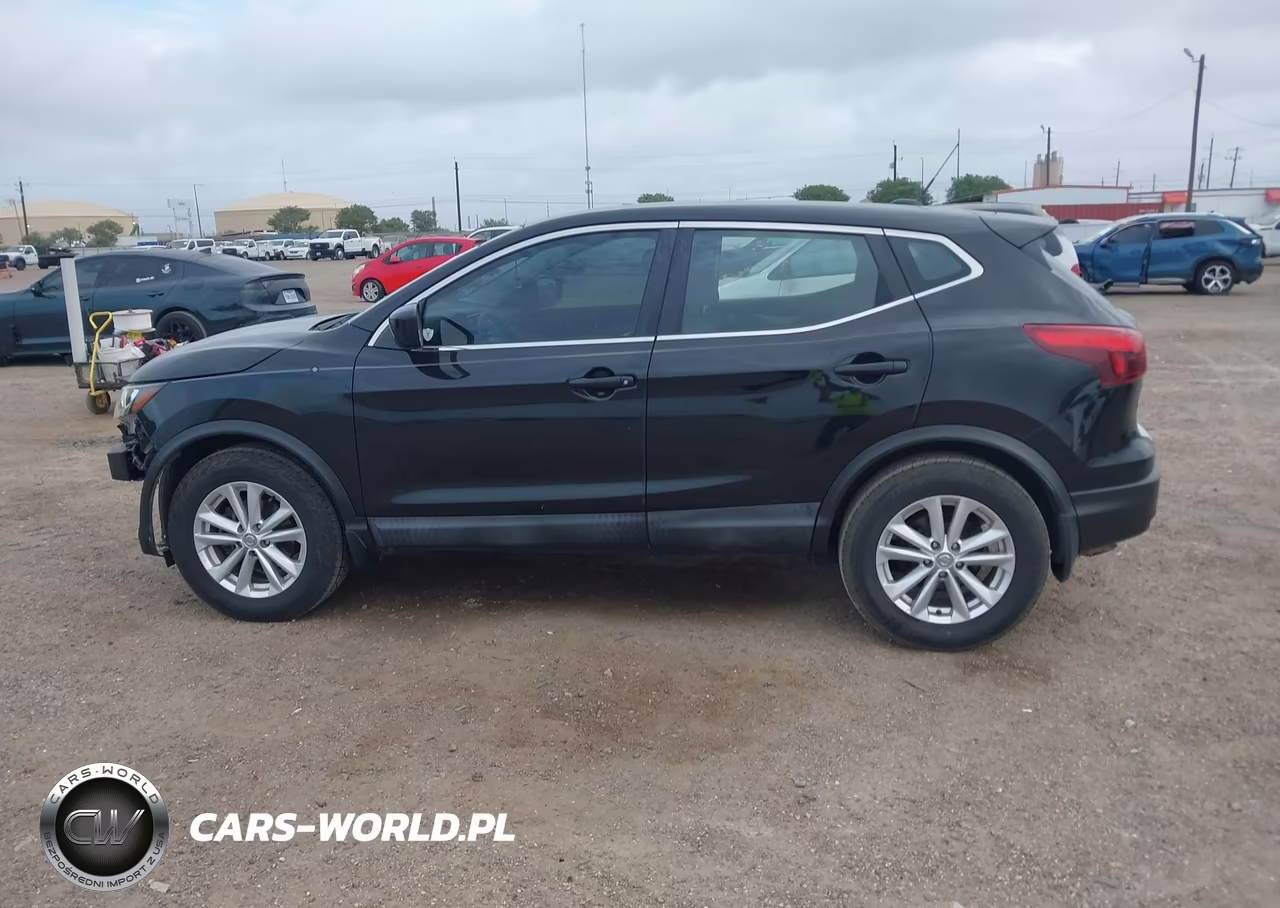 2018 Nissan Rogue Sport S VIN:JN1BJ1CPXJW195868 - 15