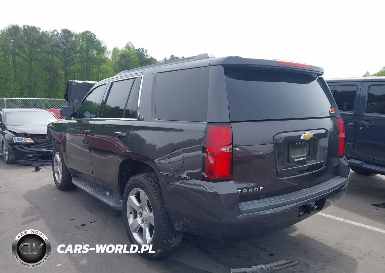 2015 Chevrolet Tahoe Lt VIN:1GNSCBKC2FR274122 - 3