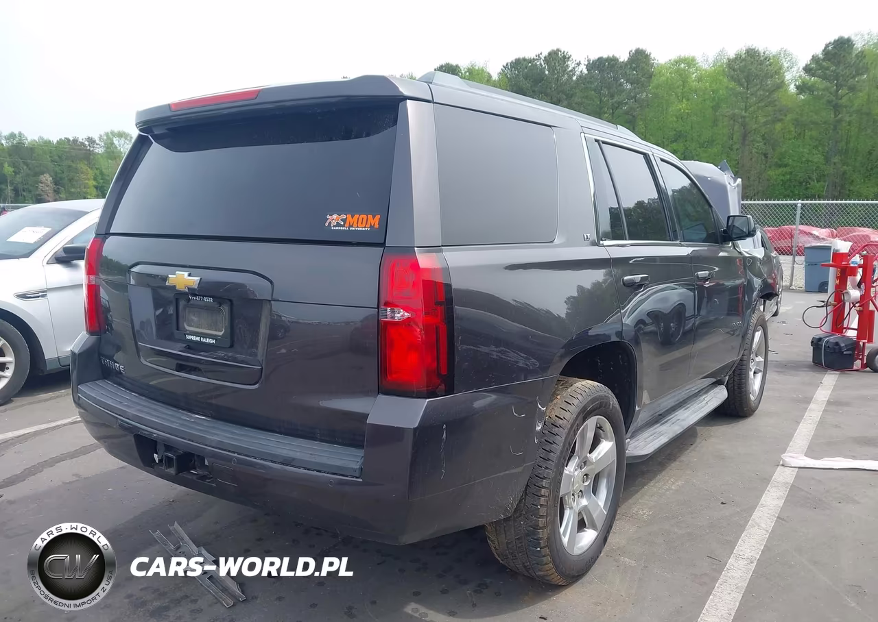 2015 Chevrolet Tahoe Lt VIN:1GNSCBKC2FR274122 - 4