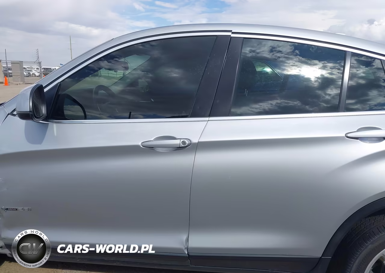 2017 BMW X4 xDrive28I VIN:5UXXW3C30H0T79502 - 14