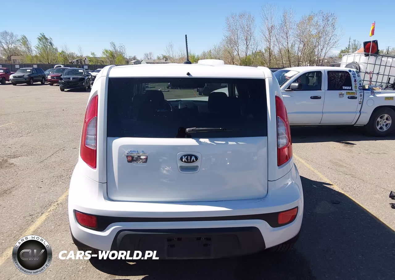 2013 Kia Soul + VIN:KNDJT2A62D7526007 - 16