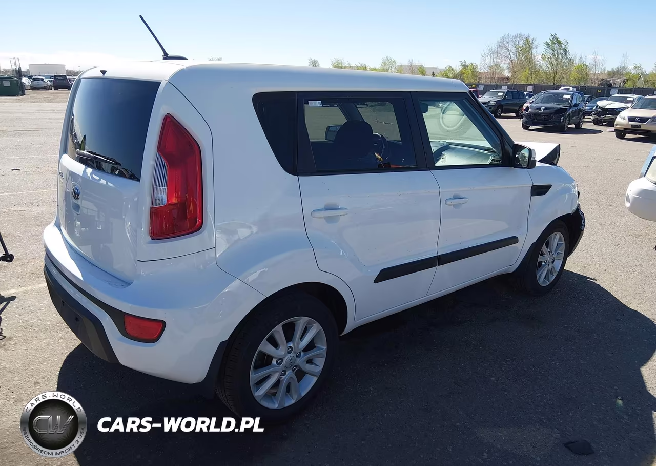 2013 Kia Soul + VIN:KNDJT2A62D7526007 - 4