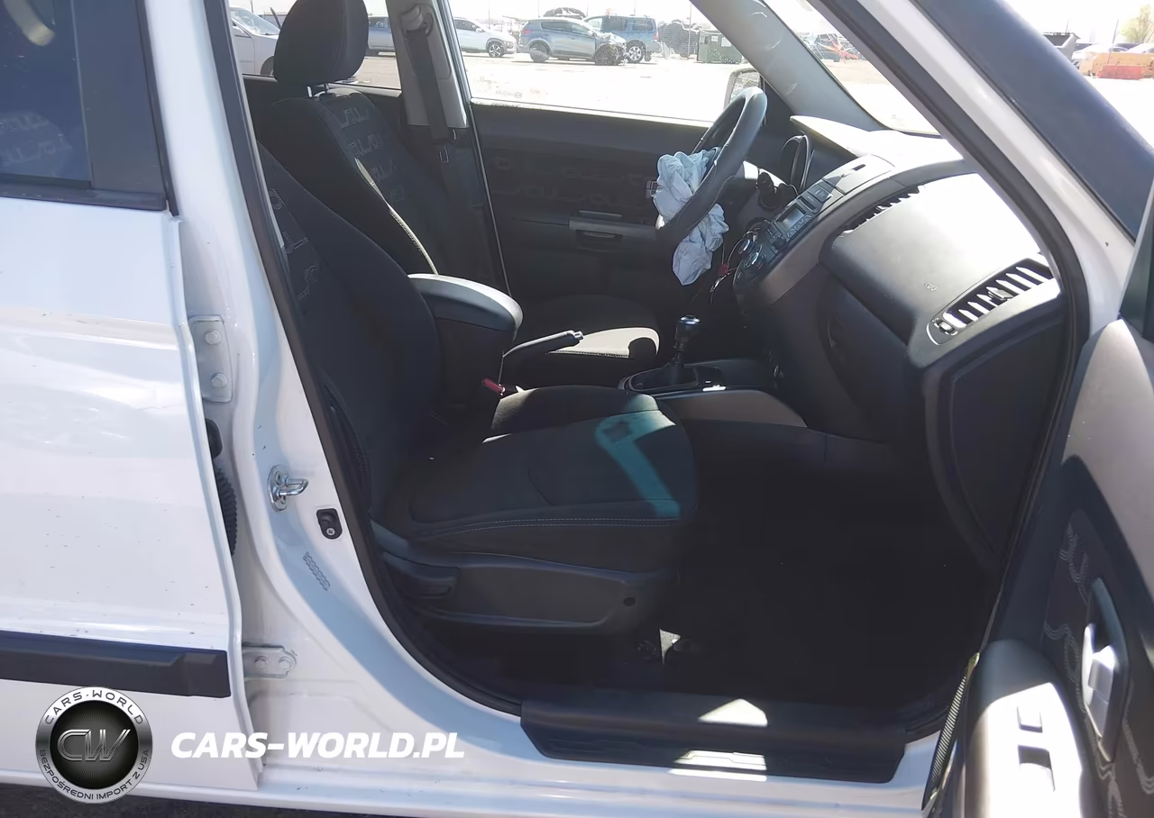 2013 Kia Soul + VIN:KNDJT2A62D7526007 - 5