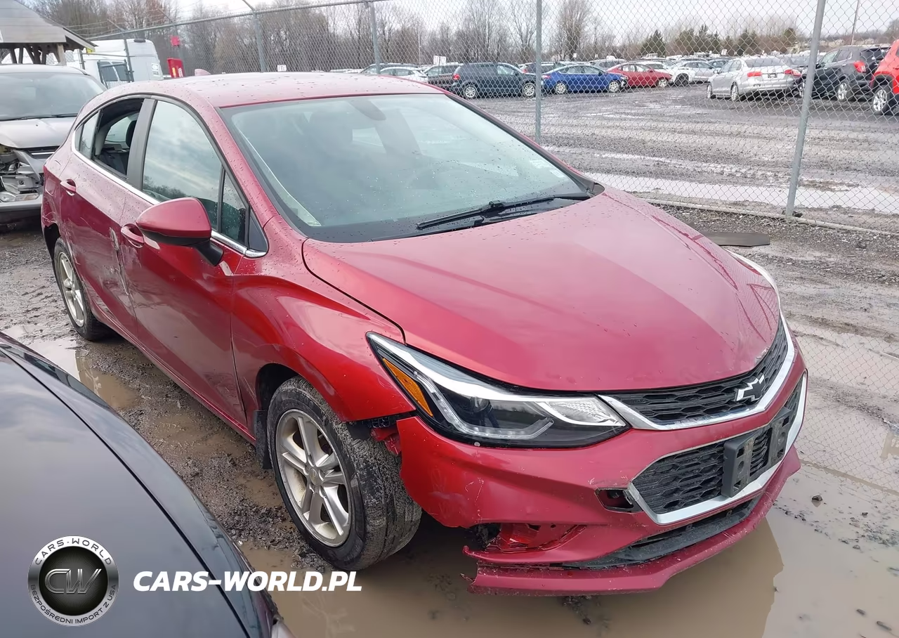 2018 Chevrolet Cruze Lt Auto – zdjęcie 1 z 17