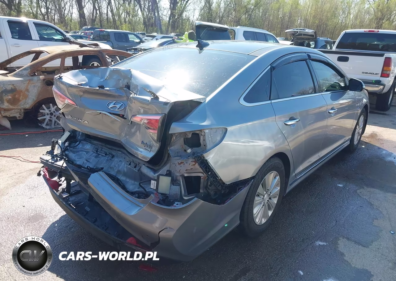 2017 Hyundai Sonata Hybrid Limited VIN:KMHE34L18HA048033 - 4
