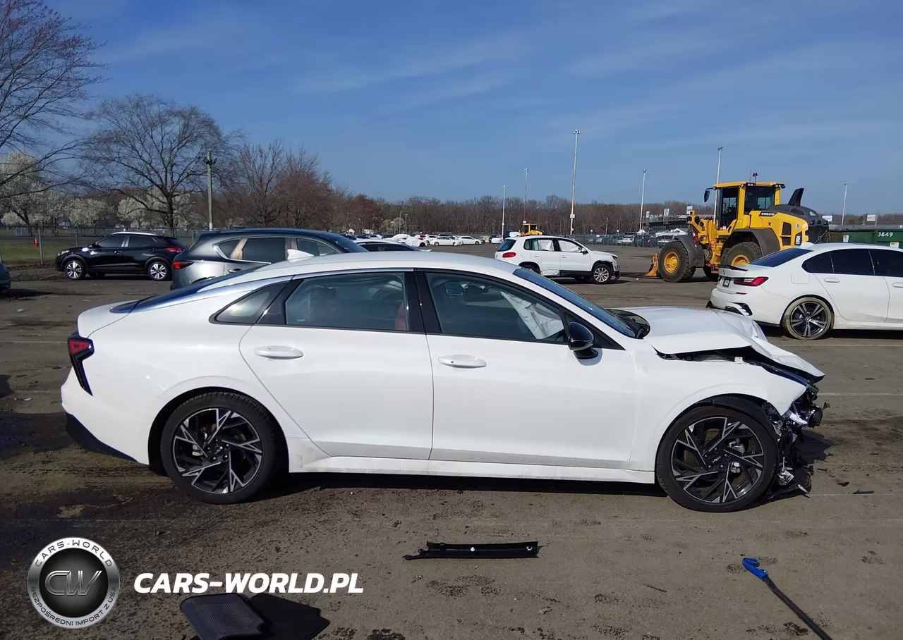 2026 Kia K5 Gt-Line Awd VIN:KNAG64J77T5397386 - 13