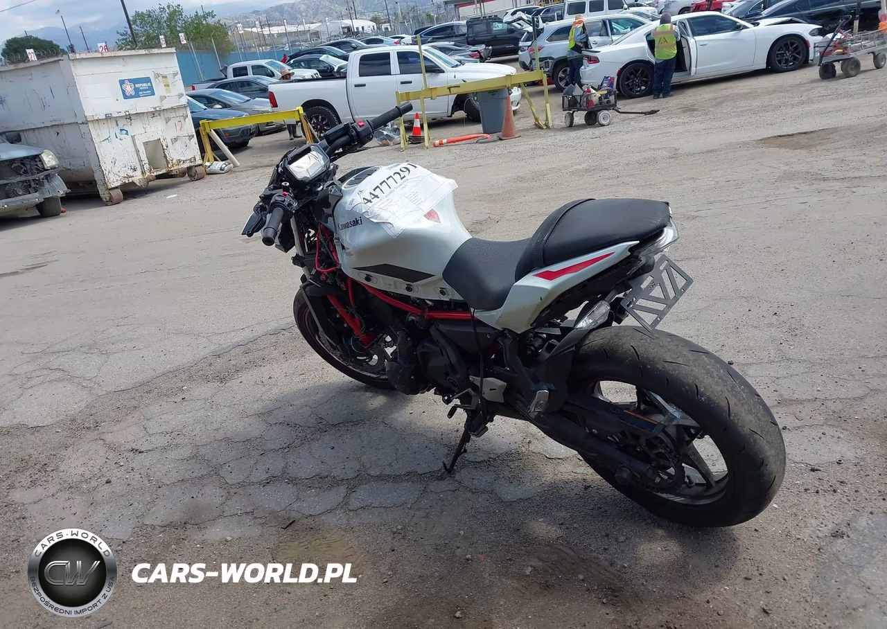 2022 Kawasaki Er650 K VIN:ML5EREK10NDA58475 - 3