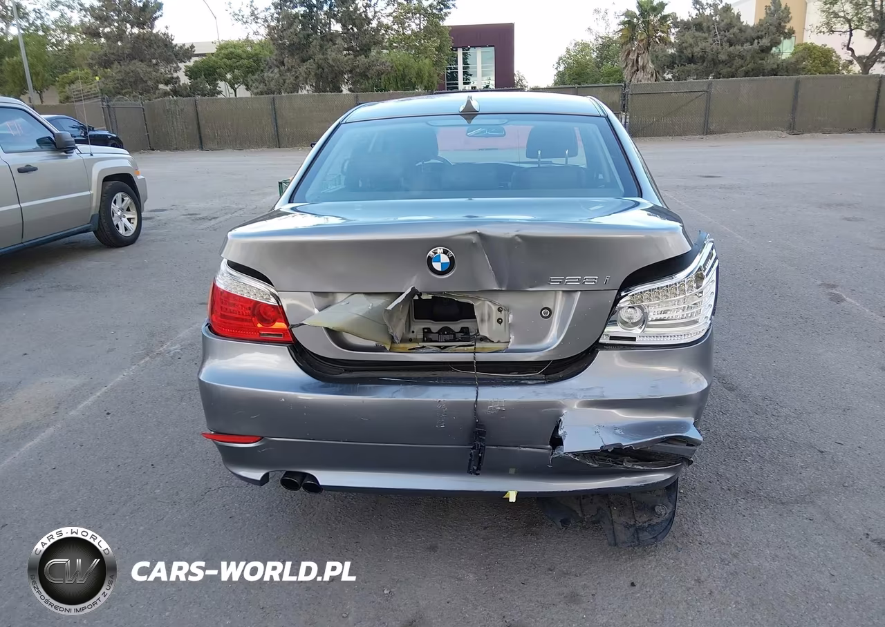 2009 BMW 528I xDrive VIN:WBANV13559C155091 - 16