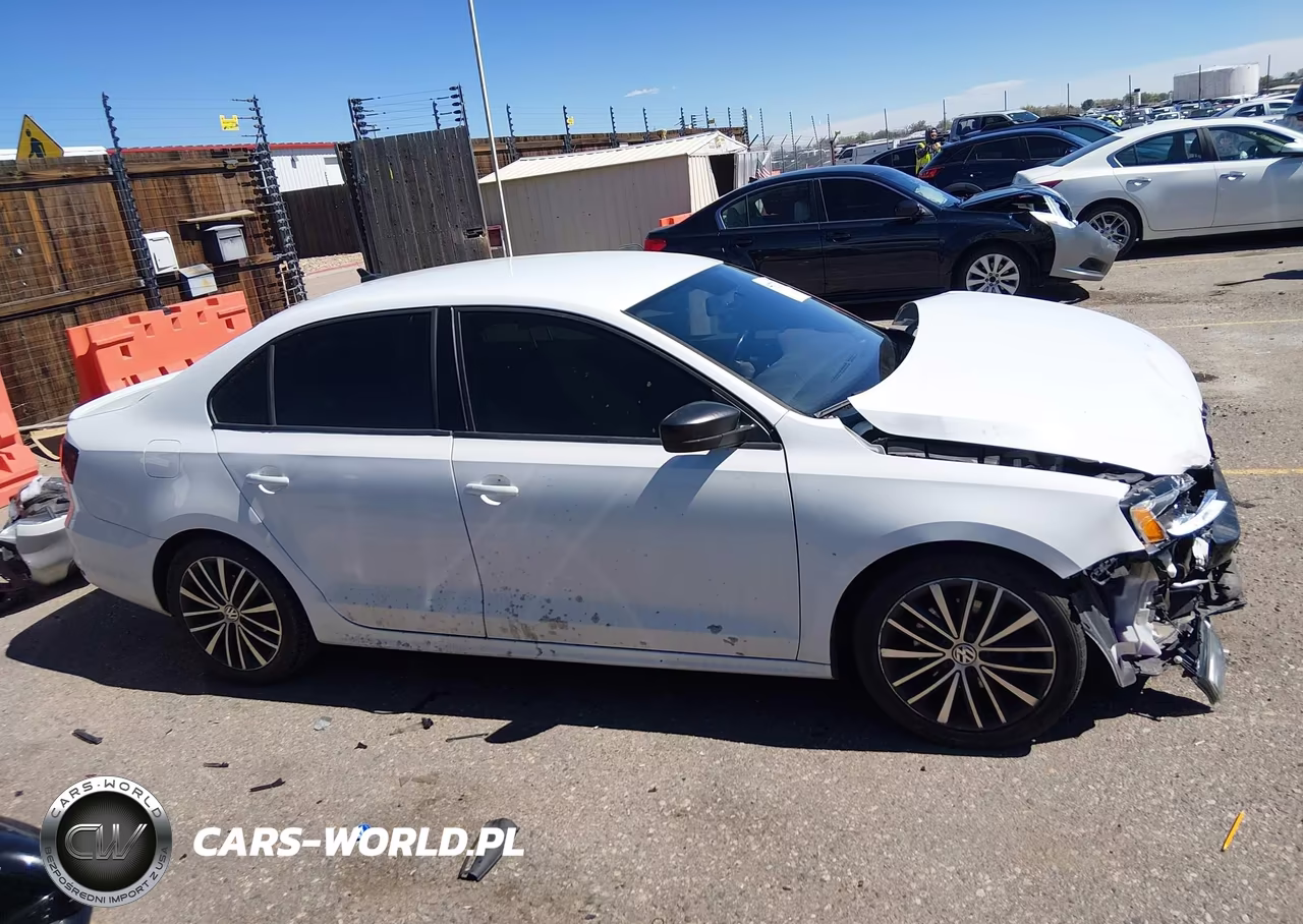 2016 Volkswagen Jetta 1.8T Sport VIN:3VWD17AJ0GM370481 - 13