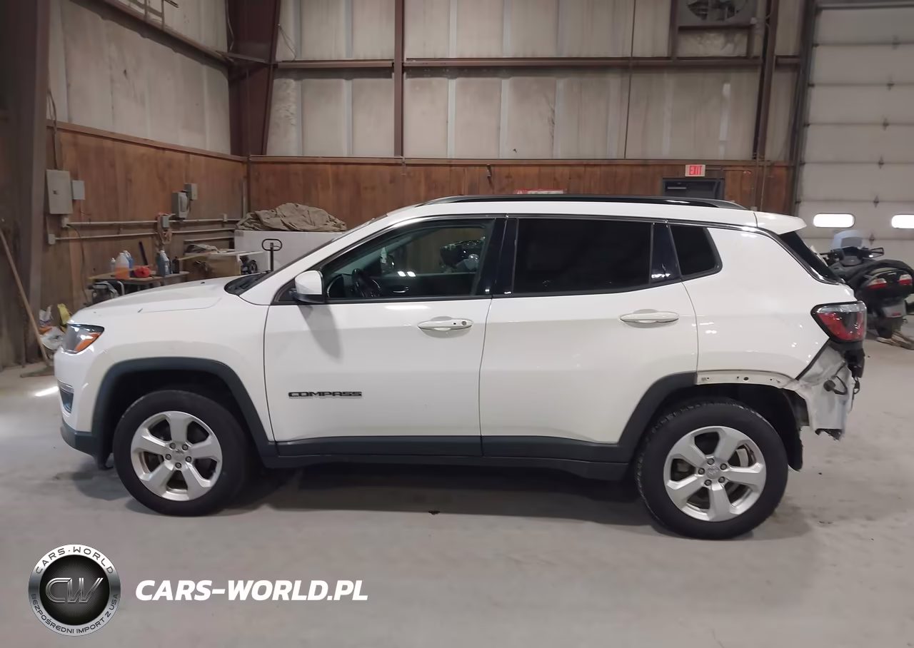 2019 Jeep Compass Latitude 4X4 VIN:3C4NJDBB5KT734454 - 14