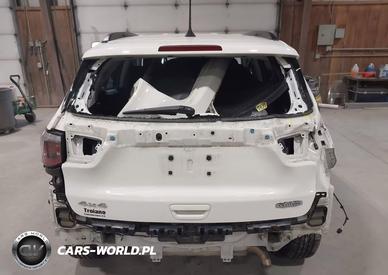 2019 Jeep Compass Latitude 4X4 VIN:3C4NJDBB5KT734454 - 16