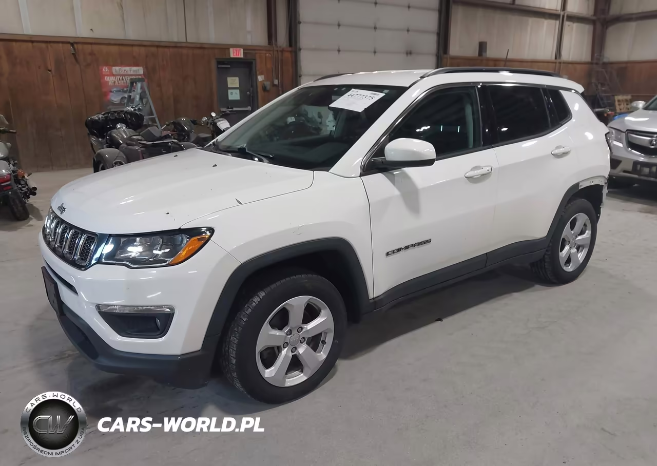 2019 Jeep Compass Latitude 4X4 VIN:3C4NJDBB5KT734454 - 2
