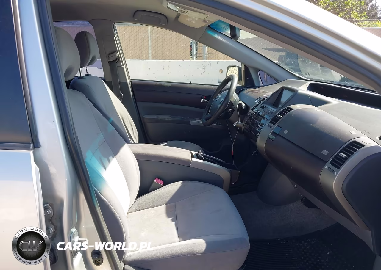 2005 Toyota Prius VIN:JTDKB20U350119394 - 5