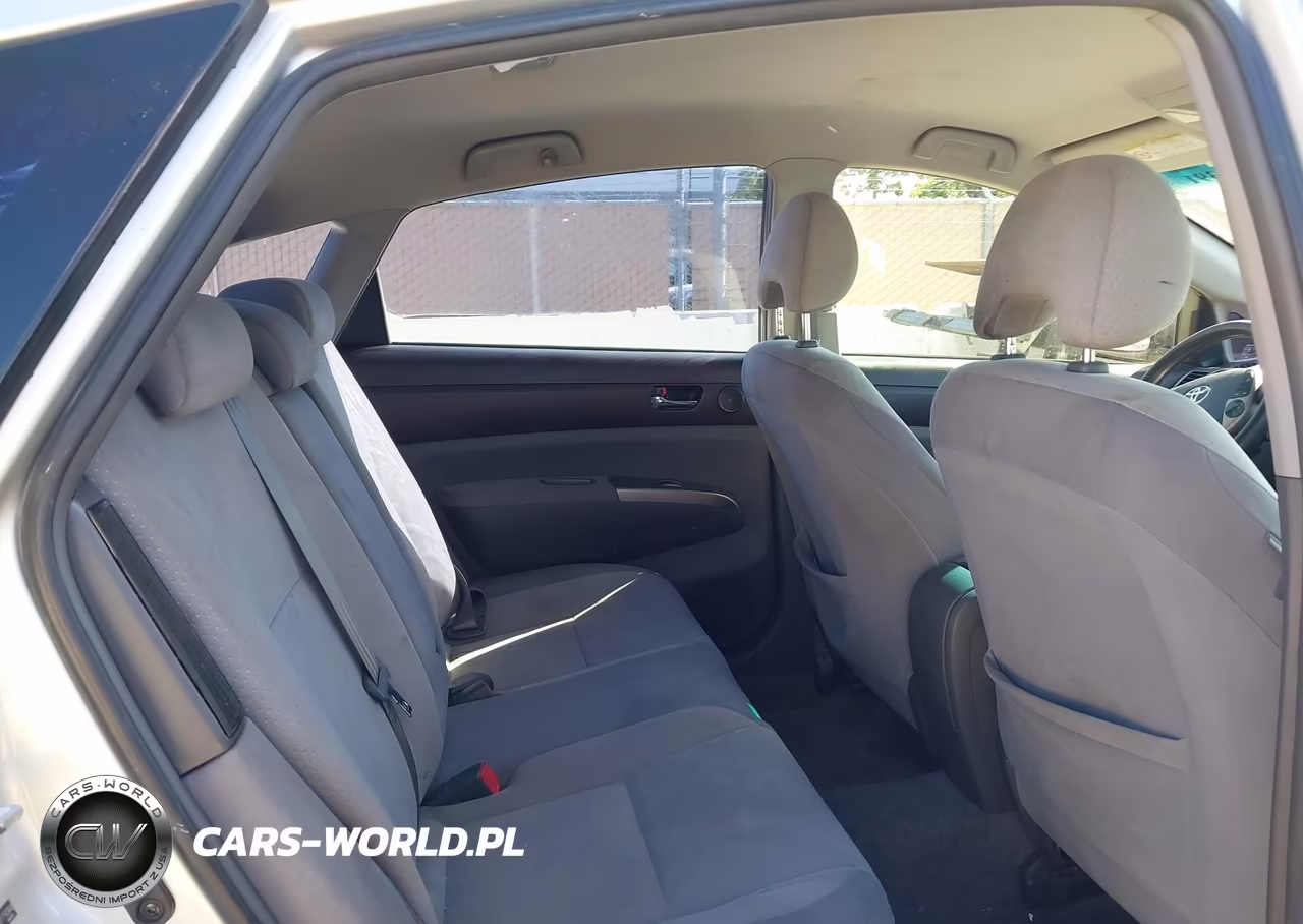 2005 Toyota Prius VIN:JTDKB20U350119394 - 8