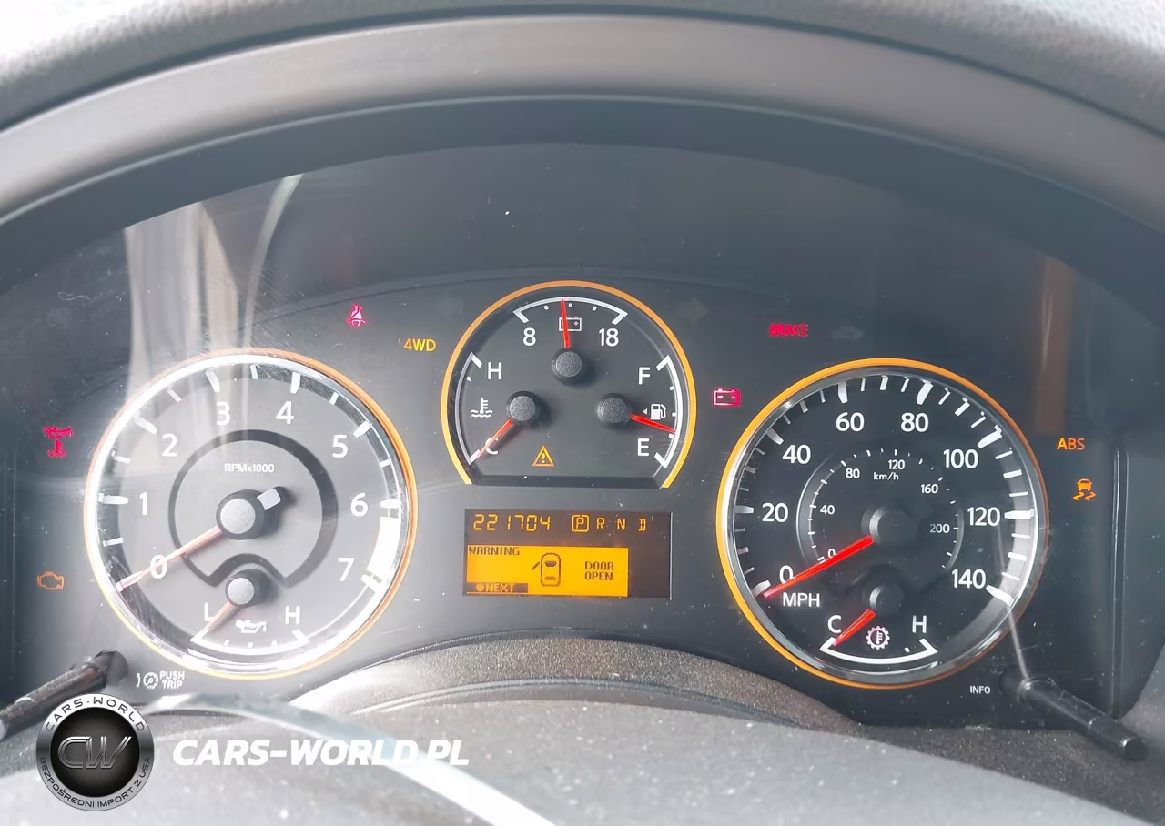 2015 Nissan Armada Platinum VIN:5N1BA0NC9FN615954 - 7