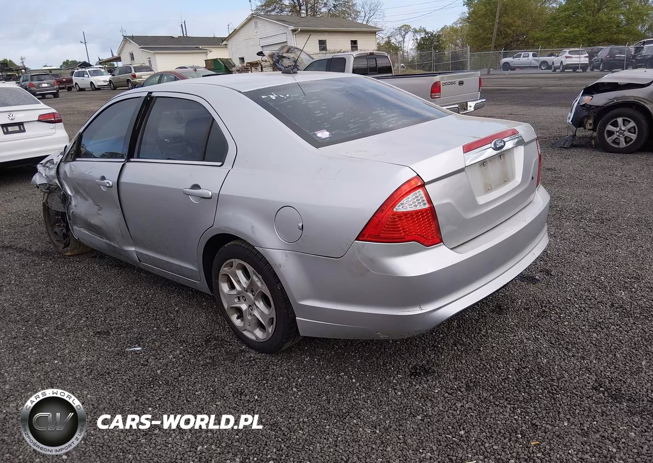 2011 Ford Fusion Se VIN:3FAHP0HA1BR295680 - 3
