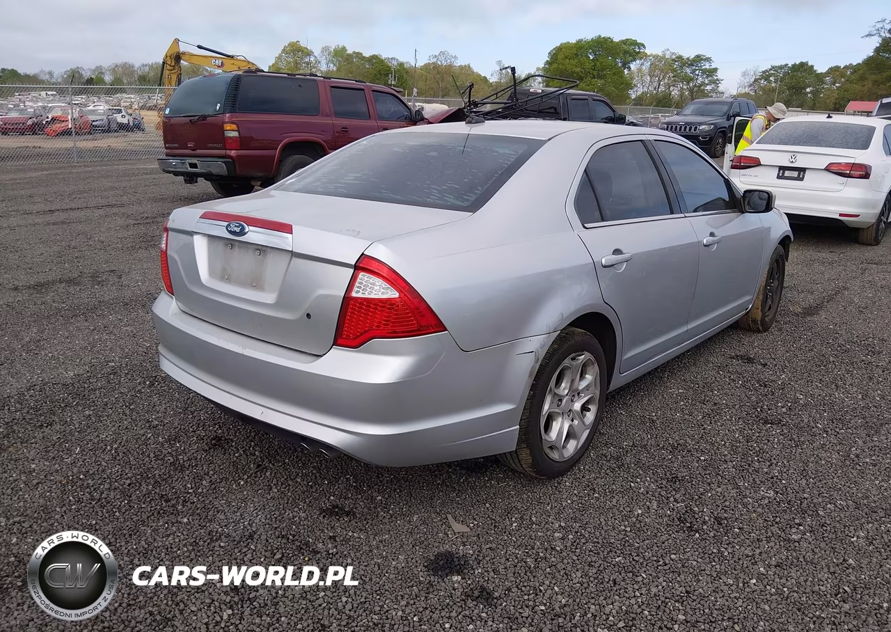 2011 Ford Fusion Se VIN:3FAHP0HA1BR295680 - 4