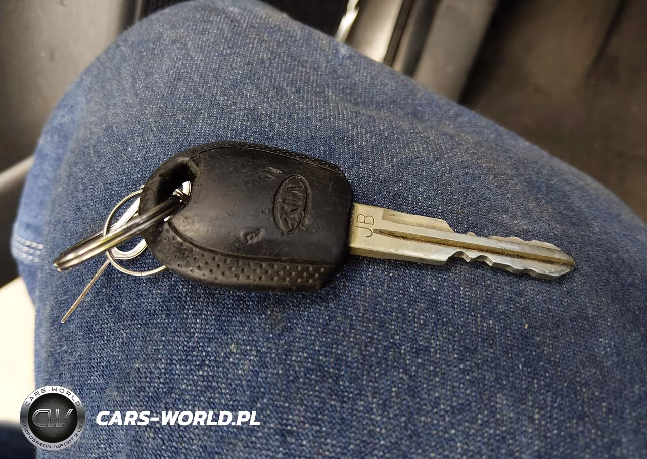 2009 Kia Rio Lx VIN:KNADE223196522231 - 11