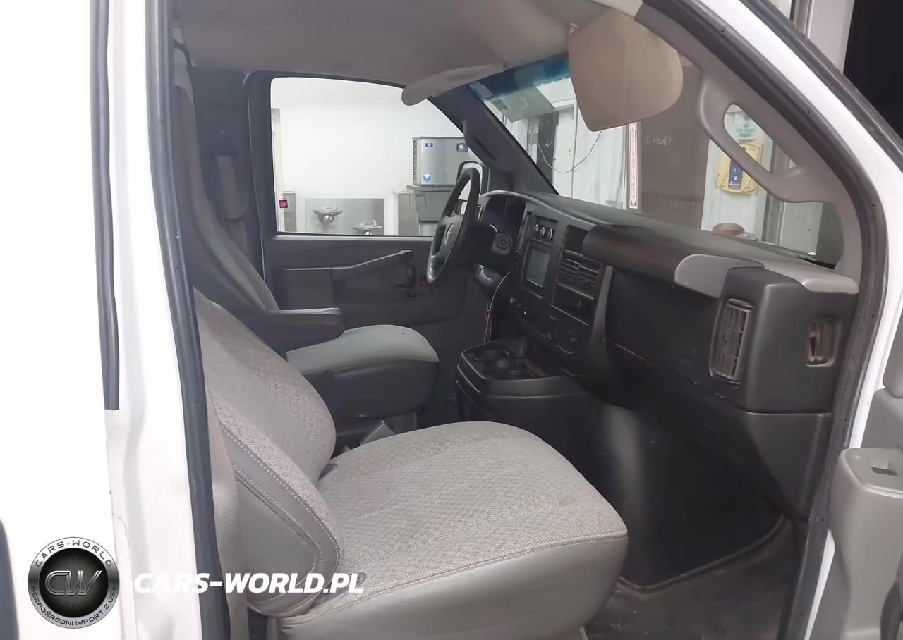 2017 GMC Savana 2500 Work Van VIN:1GTW7BFF1H1159273 - 5