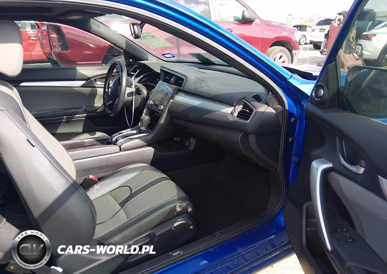 2017 Honda Civic Touring VIN:2HGFC3B93HH354165 - 5