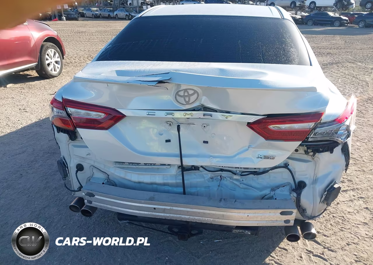 2018 Toyota Camry Xse VIN:4T1B61HK3JU116656 - 6