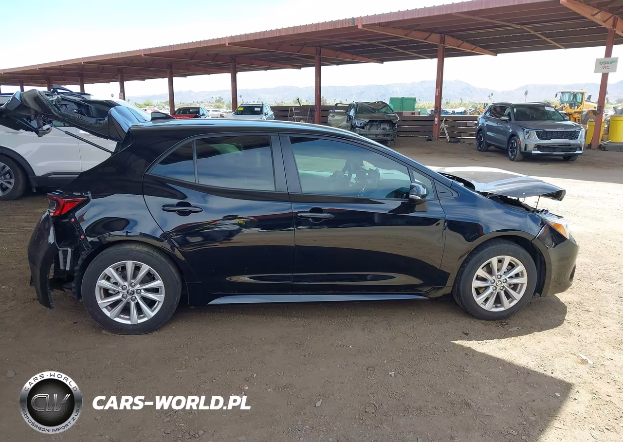 2025 Toyota Corolla Se VIN:JTND4MBE3S3243496 - 13