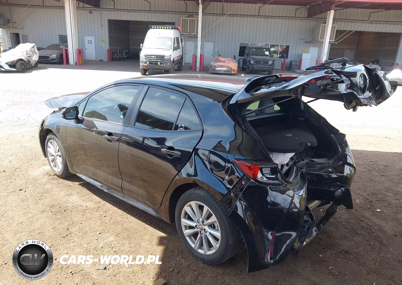 2025 Toyota Corolla Se VIN:JTND4MBE3S3243496 - 3