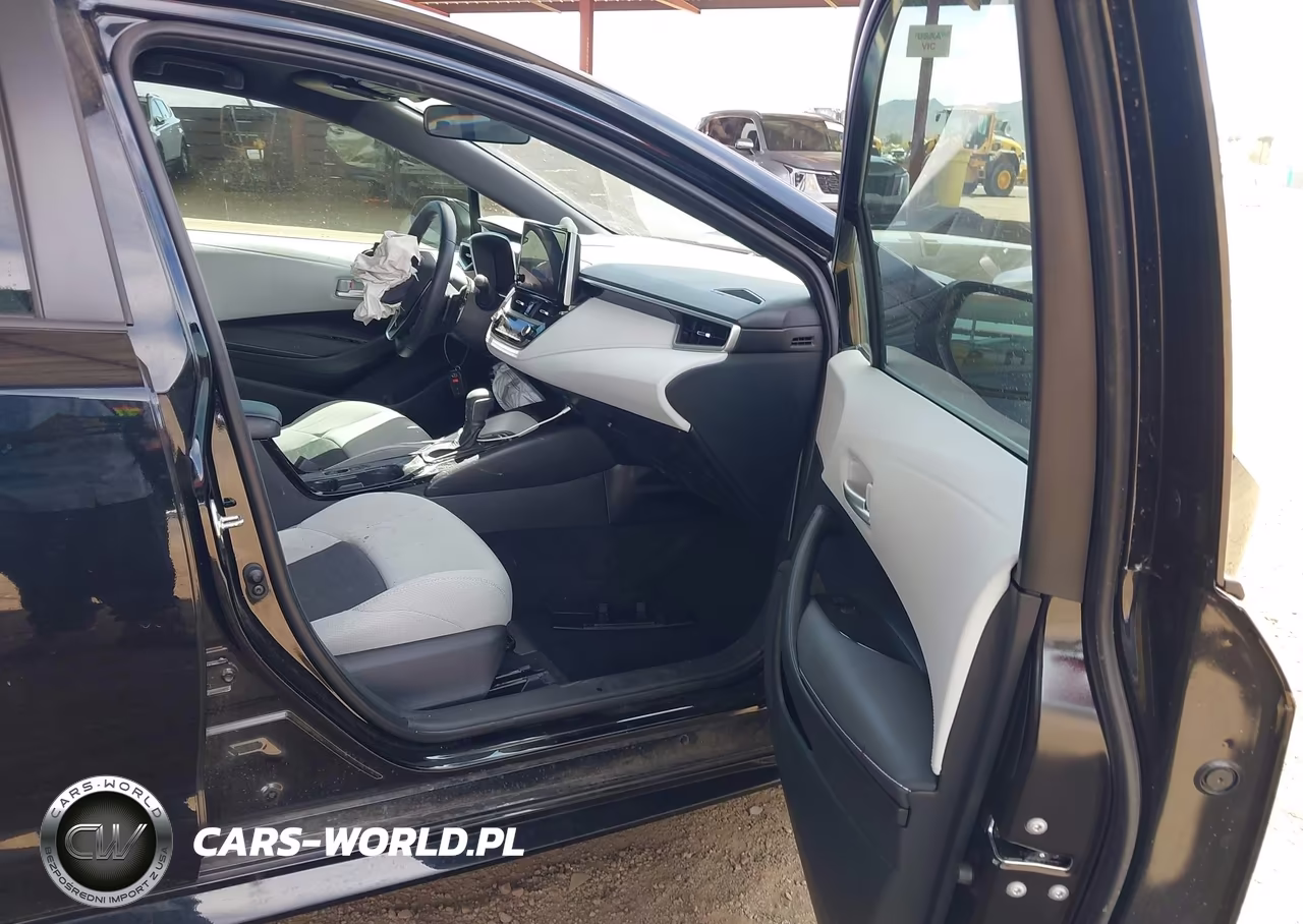 2025 Toyota Corolla Se VIN:JTND4MBE3S3243496 - 5