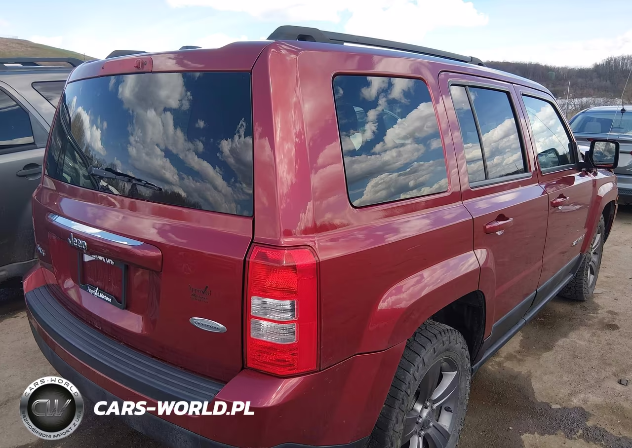 2016 Jeep Patriot Latitude VIN:1C4NJRFB5GD627828 - 4