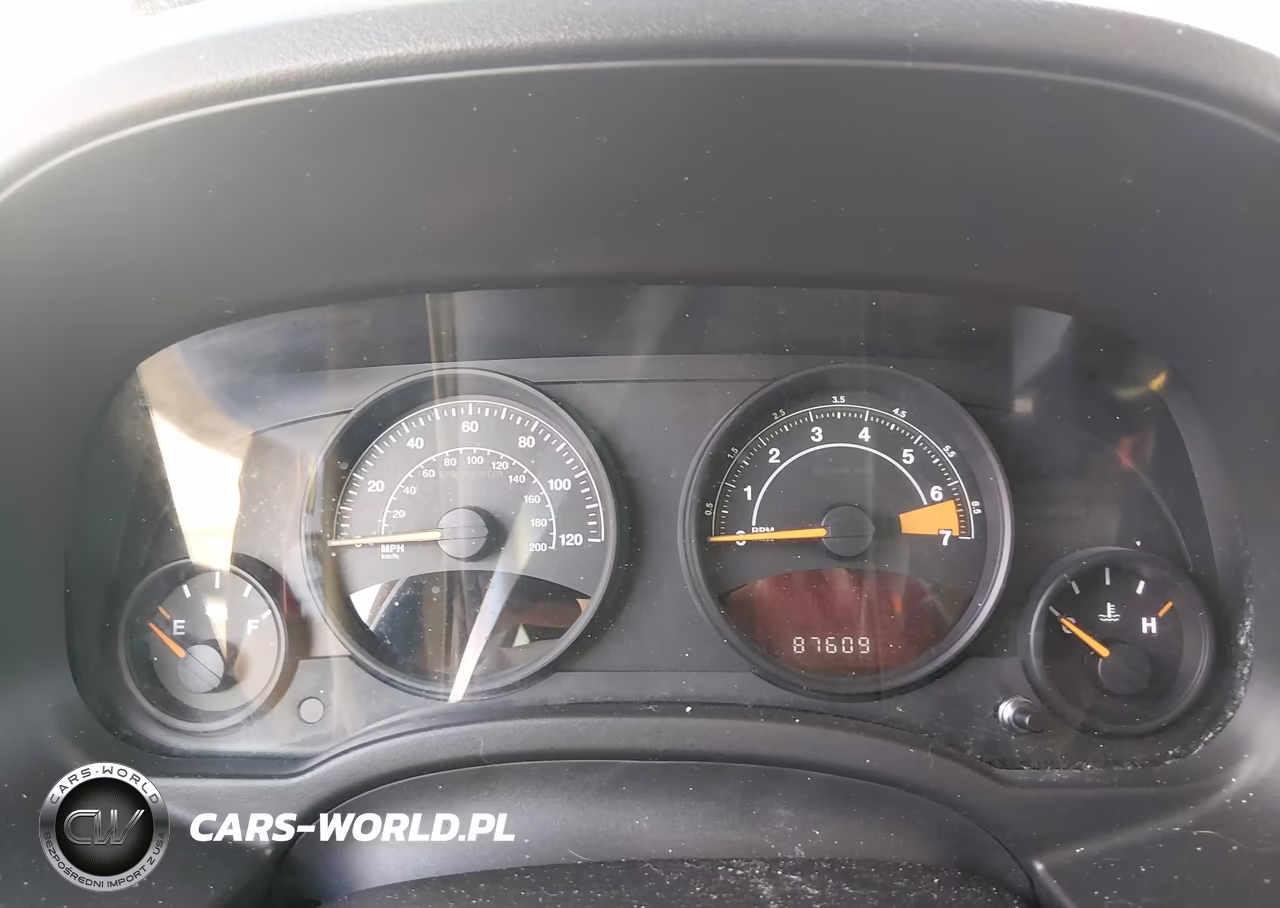 2016 Jeep Patriot Latitude VIN:1C4NJRFB5GD627828 - 7