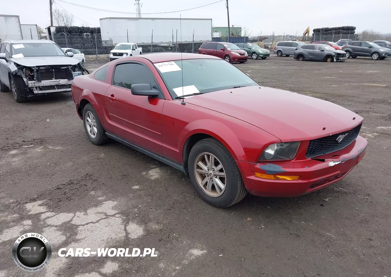 2005 Ford Mustang V6 Deluxe-V6 Premium