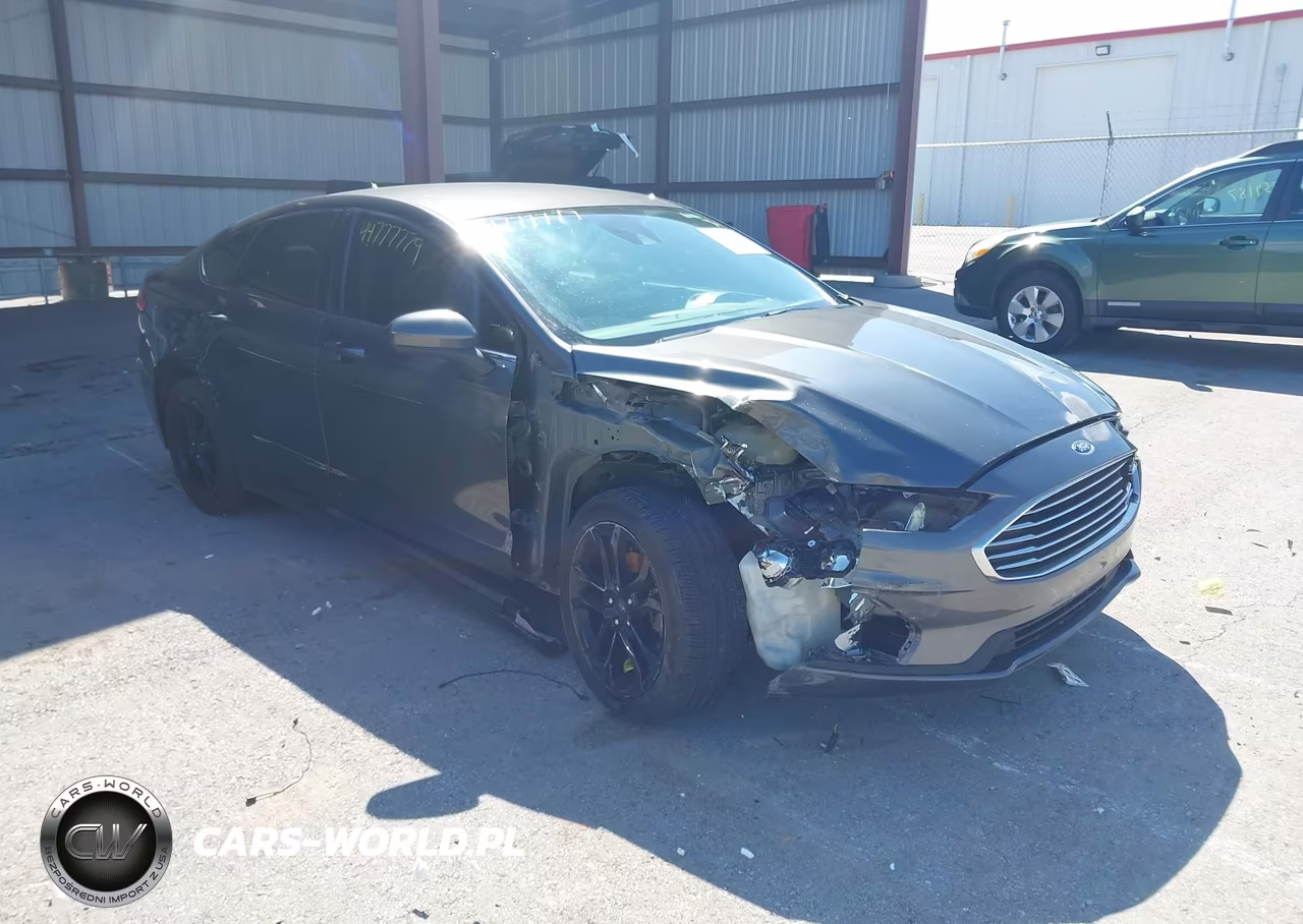 2020 Ford Fusion Se – zdjęcie 1 z 16