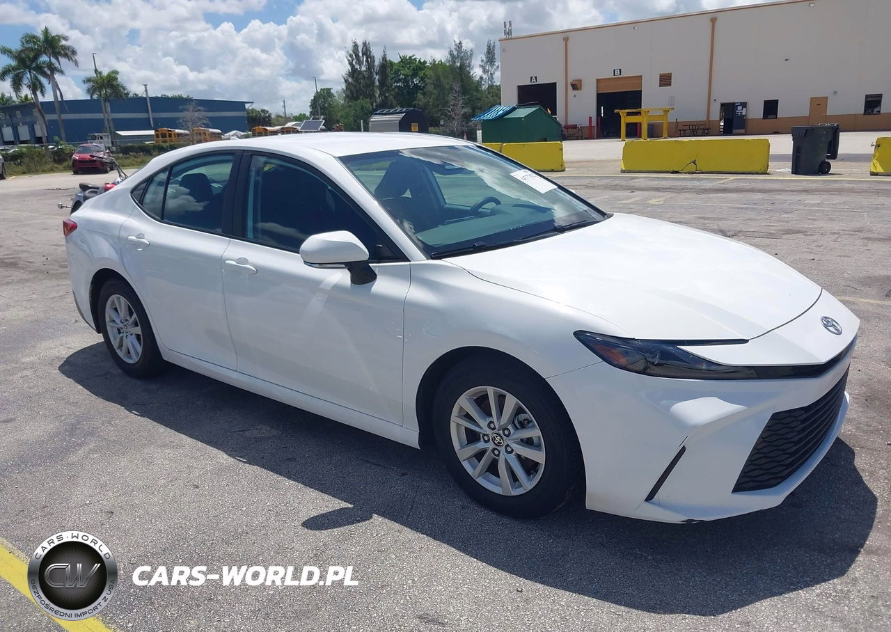 2025 Toyota Camry Le